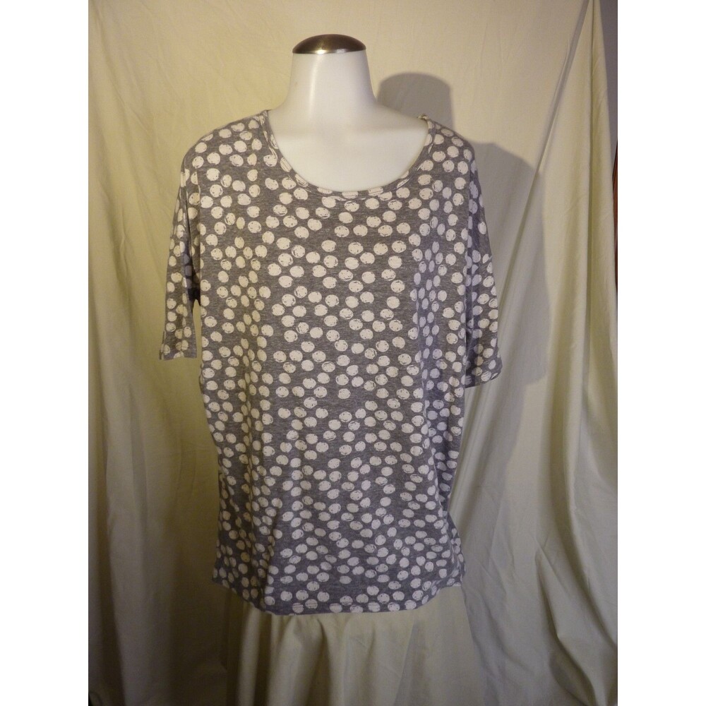 LuLaRoe Short Sleeve Gray & White Polka Dot-Soft Top Shirt-sz S